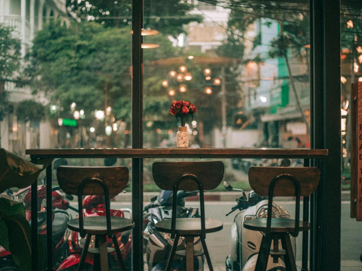 The Third Seat at the&nbsp;Table